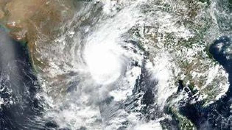 আগামী সপ্তাহে আঘাত করবে ‘মোকা’, সম্ভাব্য গতিপথ আগামী সপ্তাহে আঘাত করবে ‘মোকা’, সম্ভাব্য গতিপথ